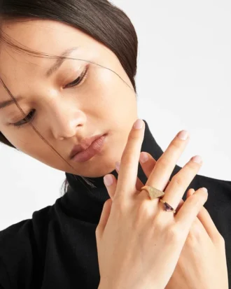 Eternal Gold Chain Ring in Yellow Gold with Amethyst