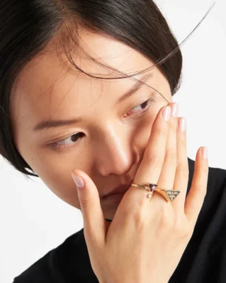 Eternal Gold Contraria Ring in Yellow Gold with Diamond and Amethyst