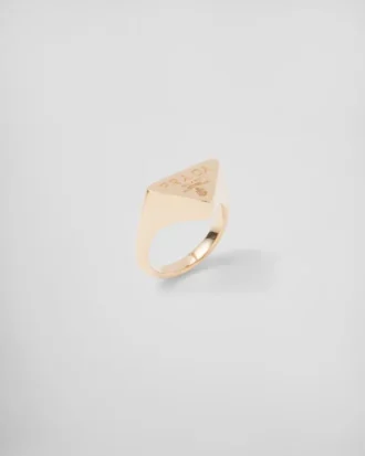 Eternal Gold Signet Ring in Yellow Gold