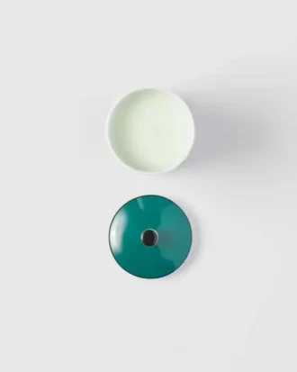 Porcelain Scented Candle – Vienna Green