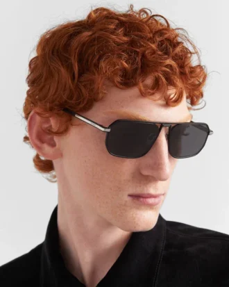 Sunglasses with Iconic Metal Plaque