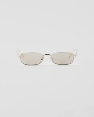 Sunglasses with the Iconic Metal Plaque