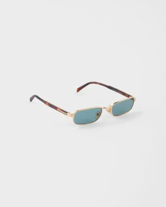 Sunglasses with the Iconic Metal Plaque