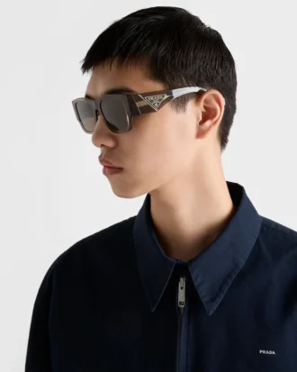 Sunglasses with Triangle Logo